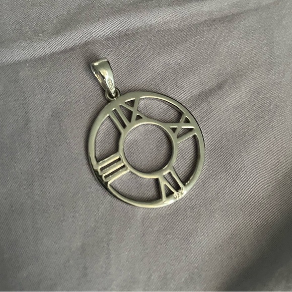 Pendant 925 Atlas Open Medallion TIFF. Style Pendant - Picture 2 of 4